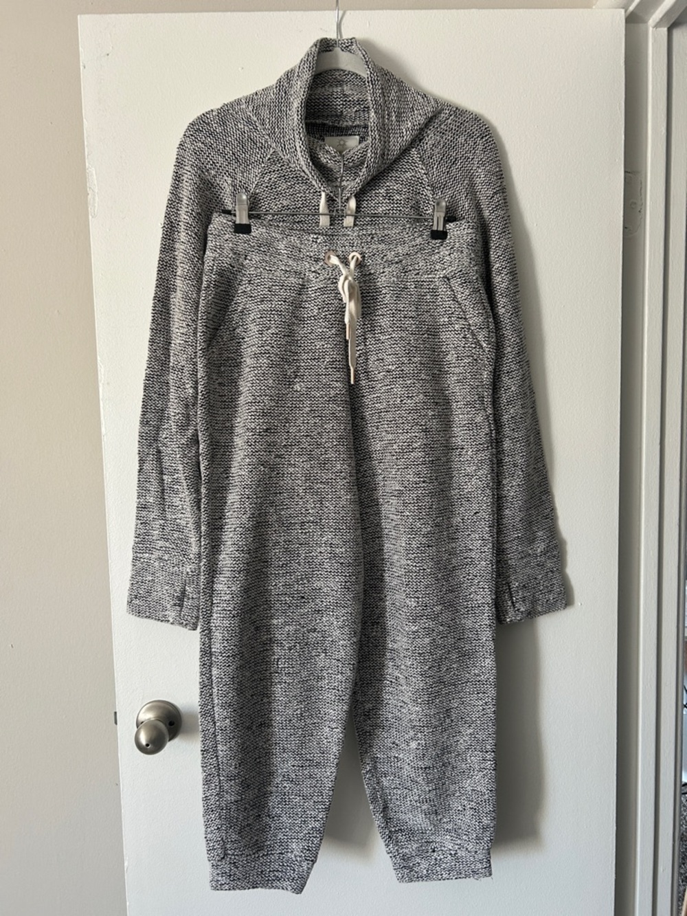 Aerie loungewear
